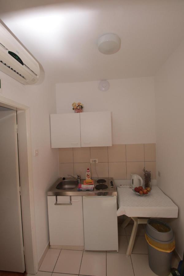 Apartmani Damir Livajic Omiš Zewnętrze zdjęcie