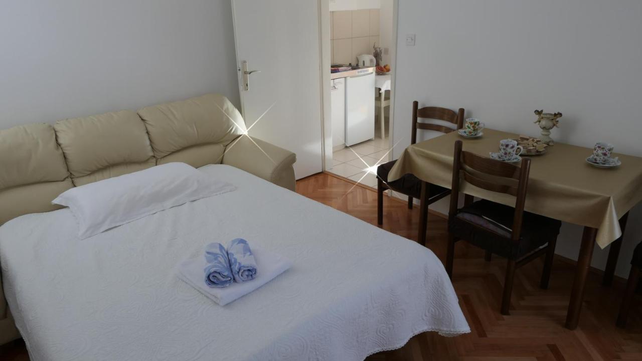 Apartmani Damir Livajic Omiš Zewnętrze zdjęcie