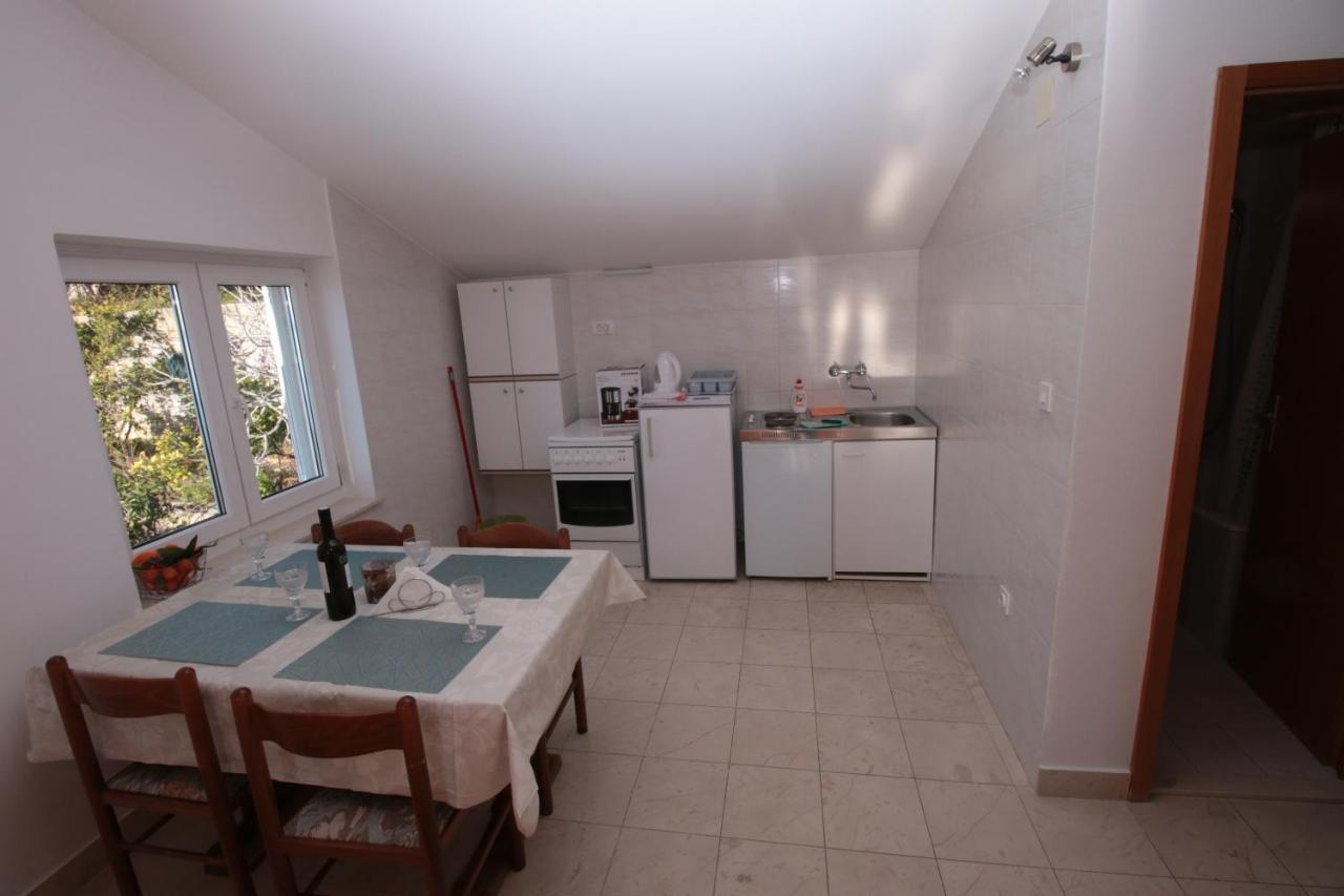 Apartmani Damir Livajic Omiš Zewnętrze zdjęcie